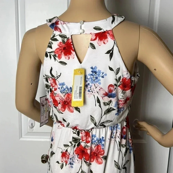 STELLA & SIENNA BY TRIXXI floral maxi dress.halter neck,cut out,cinched waist - Picture 8 of 14